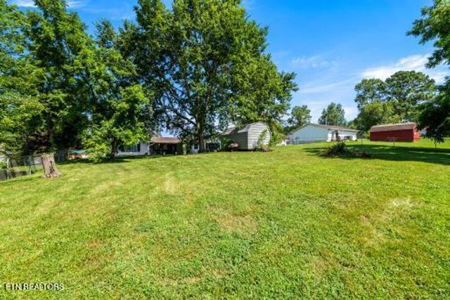 3025 Meadowview Drive, Kingston, TN 37763