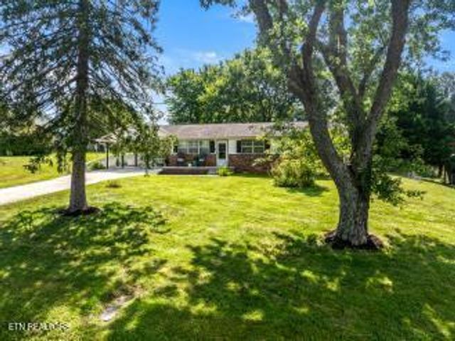 3025 Meadowview Drive, Kingston, TN 37763