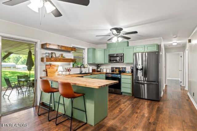 3025 Meadowview Drive, Kingston, TN 37763