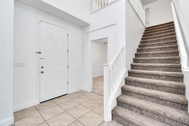 1776 Whiteash Avenue, Clovis, CA 93619