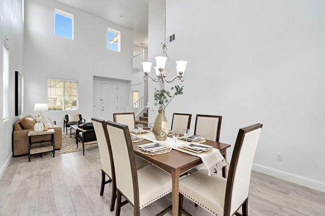 1776 Whiteash Avenue, Clovis, CA 93619