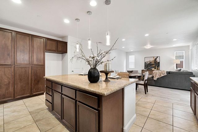 1776 Whiteash Avenue, Clovis, CA 93619