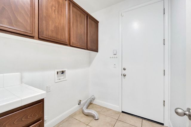 1776 Whiteash Avenue, Clovis, CA 93619