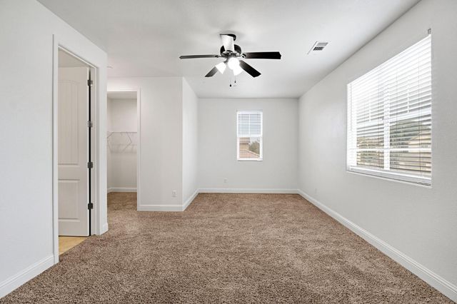 1776 Whiteash Avenue, Clovis, CA 93619