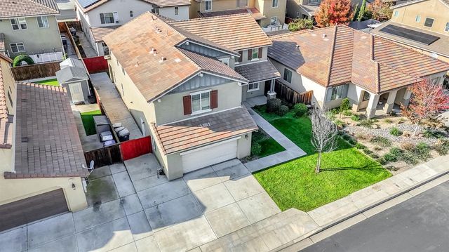 1776 Whiteash Avenue, Clovis, CA 93619