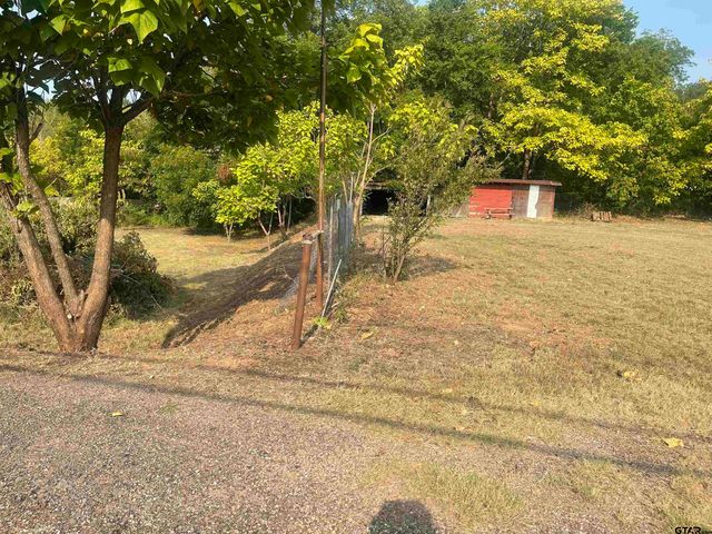 512 S JOHNSON, Mineola, TX 75773