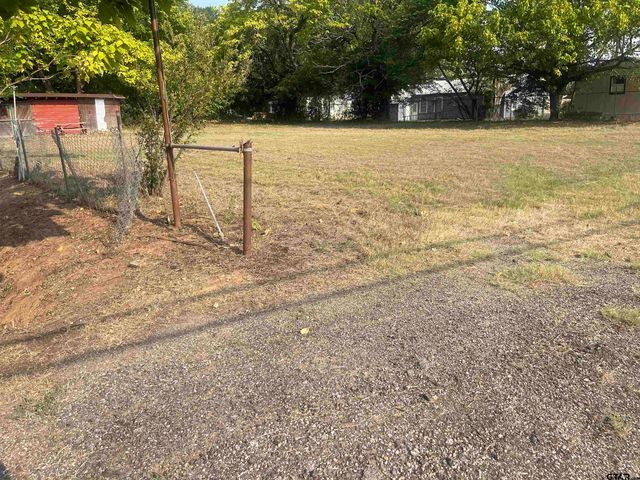 512 S JOHNSON, Mineola, TX 75773