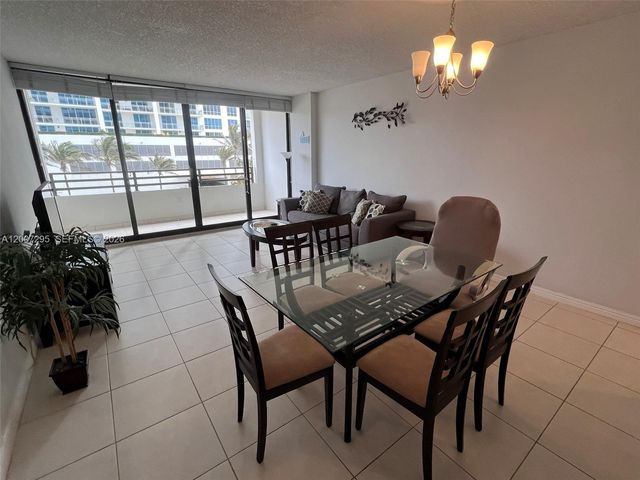 3505 S Ocean Dr 318, Hollywood, FL 33019