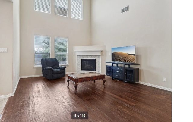 1009 Chickasaw Drive, Carrollton, TX 75010