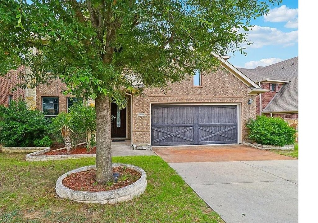 1009 Chickasaw Drive, Carrollton, TX 75010