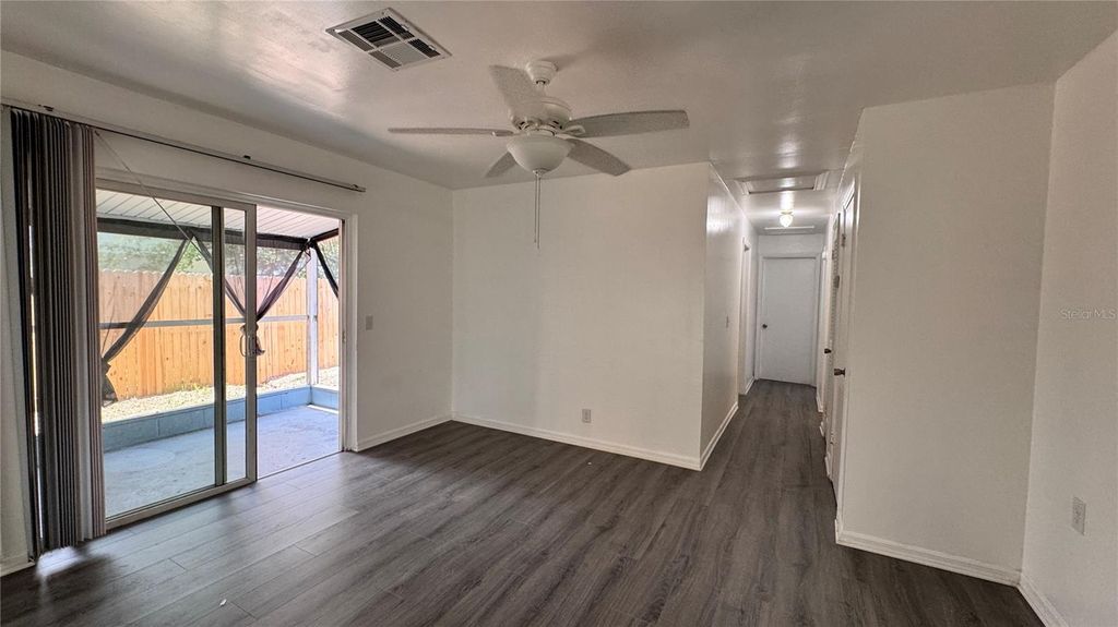 Image 4 of property listing at 8315 LIBBY LANE, Tampa, FL 33619
