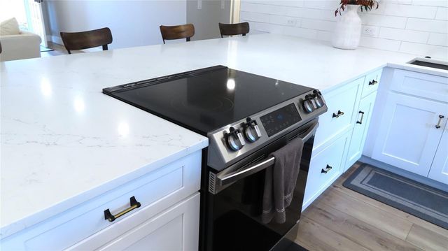 2221 SWEDISH DRIVE 17, Clearwater, FL 33763