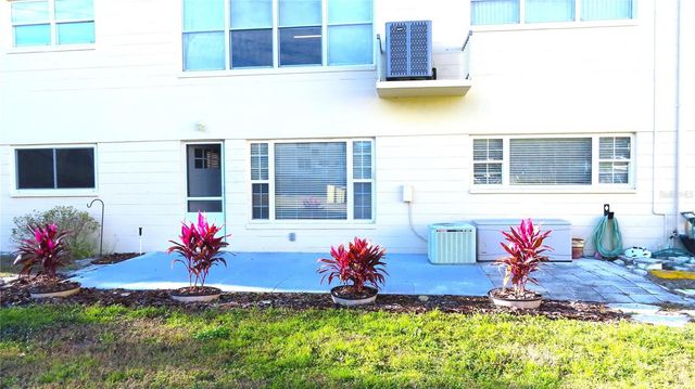 2221 SWEDISH DRIVE 17, Clearwater, FL 33763