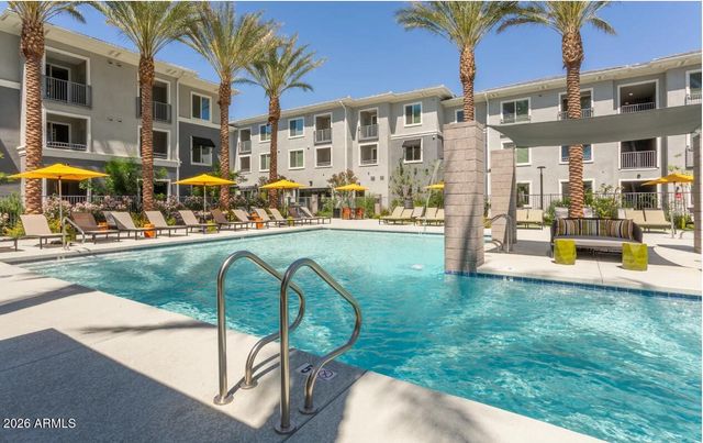 20350 N 7th Avenue 1, Phoenix, AZ 85027