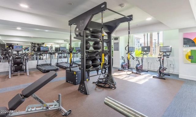 20350 N 7th Avenue 1, Phoenix, AZ 85027