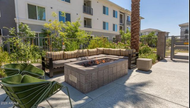 20350 N 7th Avenue 1, Phoenix, AZ 85027