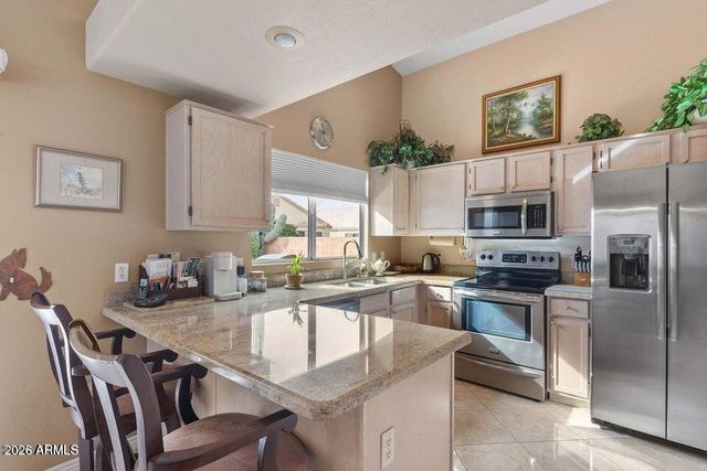 13957 W SANTEE Way, Surprise, AZ 85374