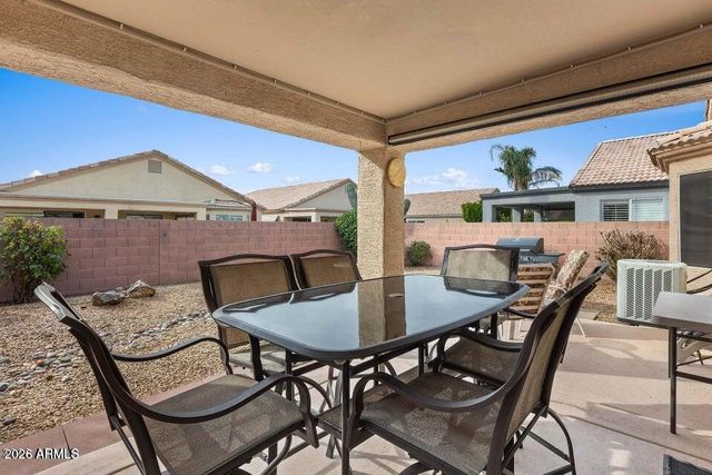 13957 W SANTEE Way, Surprise, AZ 85374