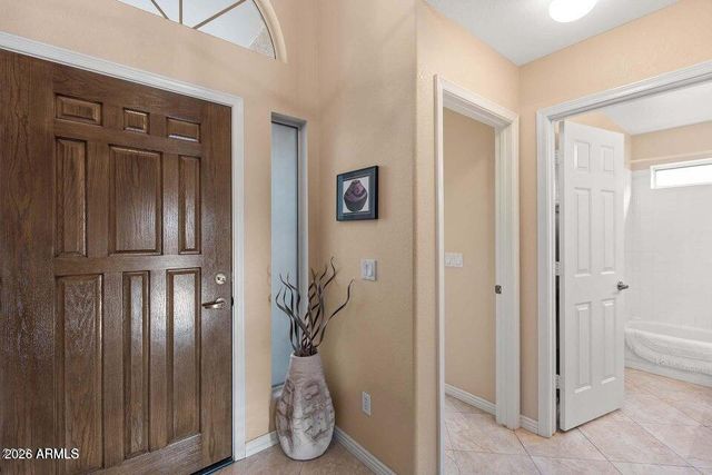 13957 W SANTEE Way, Surprise, AZ 85374