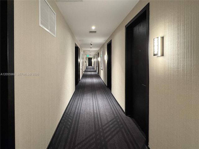 398 NE 5th Street 2007, Miami, FL 33132