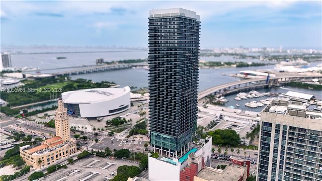 398 NE 5th Street 2007, Miami, FL 33132