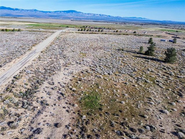 10000 195th West, Lancaster, CA 93536