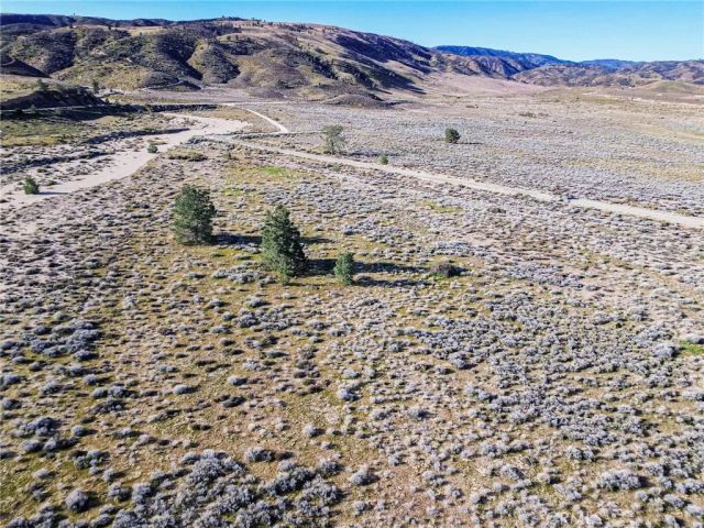 10000 195th West, Lancaster, CA 93536