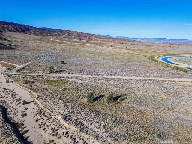 10000 195th West, Lancaster, CA 93536