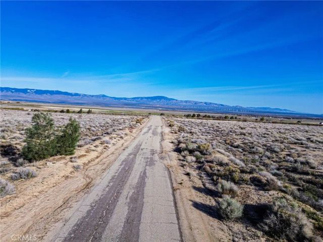 10000 195th West, Lancaster, CA 93536