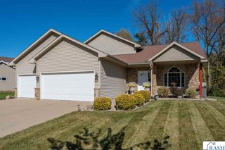 113 Sunburst Circle, Mankato, MN 56001