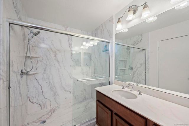 6972 Camino Amero, San Diego, CA 92111