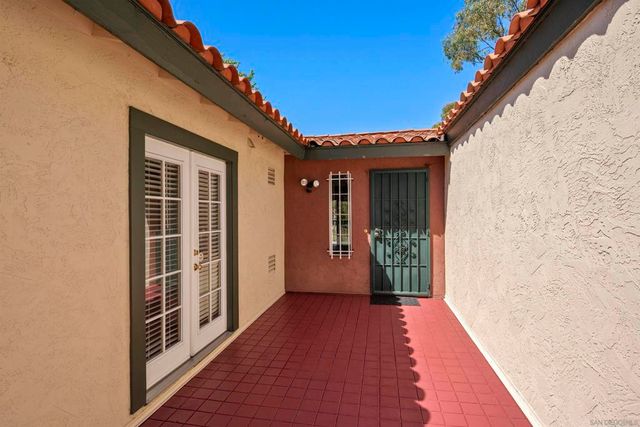 6972 Camino Amero, San Diego, CA 92111