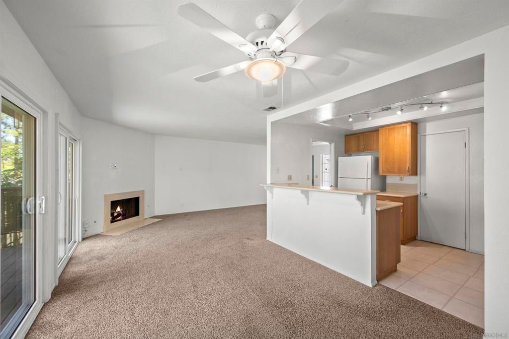 Image 10 of property listing at 6972 Camino Amero, San Diego, CA 92111