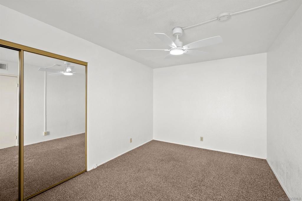 Image 21 of property listing at 6972 Camino Amero, San Diego, CA 92111