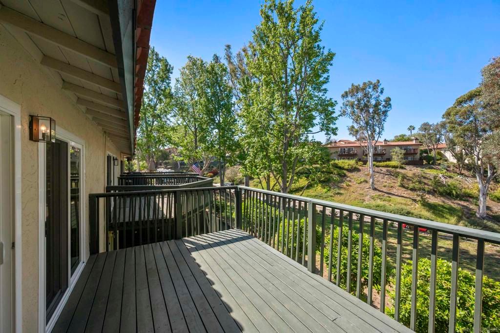 Image 34 of property listing at 6972 Camino Amero, San Diego, CA 92111