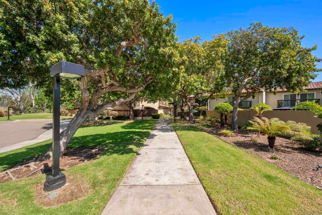 Image 38 of property listing at 6972 Camino Amero, San Diego, CA 92111