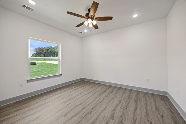 253 Caro Drive, West Tawakoni, TX 75474
