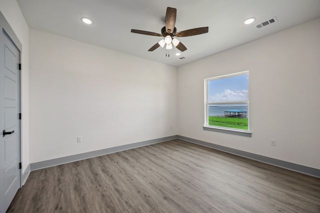 253 Caro Drive, West Tawakoni, TX 75474