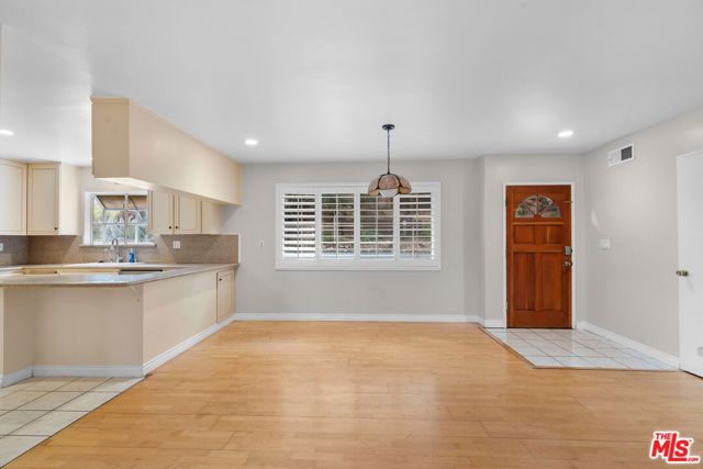 9631 CRYSTAL VIEW Drive, Tujunga (los Angeles), CA 91042