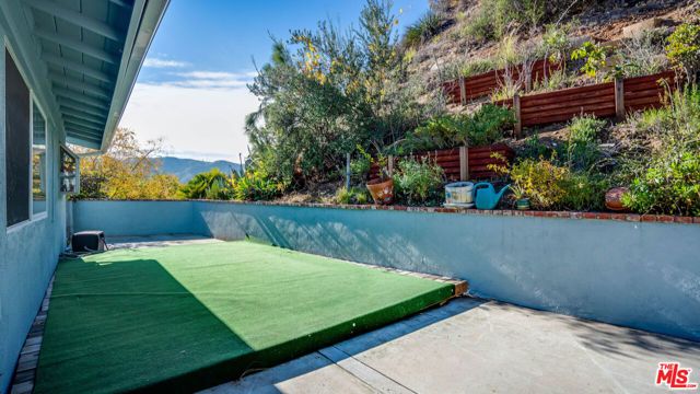 9631 CRYSTAL VIEW Drive, Tujunga (los Angeles), CA 91042
