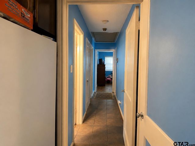 2821 Van Hwy, Tyler, TX 75702