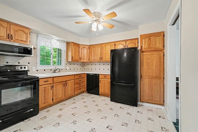 6320 Hampton Street, Portage, MI 49024