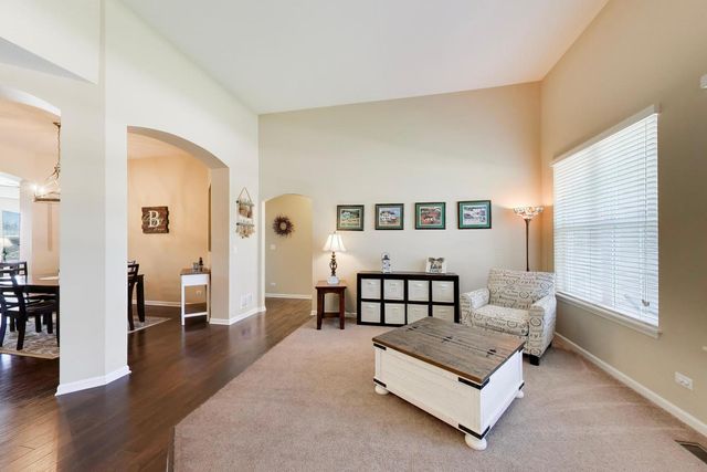 12455 Carver Lane, Huntley, IL 60142