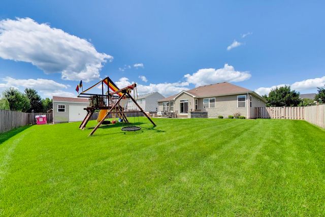 12455 Carver Lane, Huntley, IL 60142