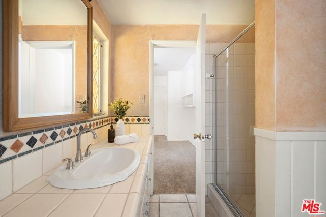 2730 Anchor Avenue, Los Angeles, CA 90064