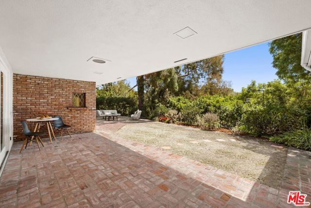 2730 Anchor Avenue, Los Angeles, CA 90064