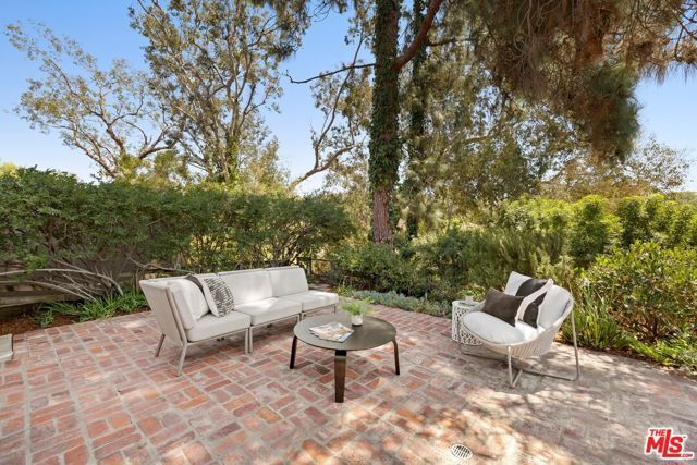2730 Anchor Avenue, Los Angeles, CA 90064