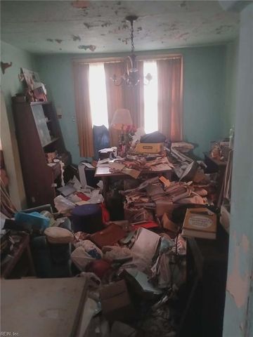 1709 Des Moines AVE, Portsmouth, VA 23704