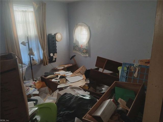 1709 Des Moines AVE, Portsmouth, VA 23704