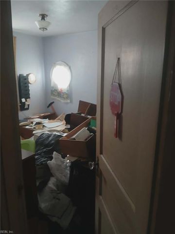 1709 Des Moines AVE, Portsmouth, VA 23704